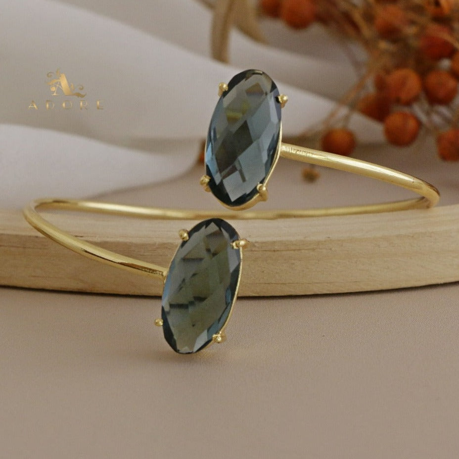 Omera Oval Glossy Bangle