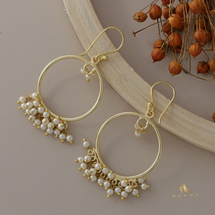 Golden Olva Cluster Pearl Drop