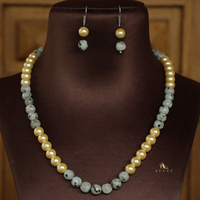 Orbia Pearl Single Layer Neckpiece With Earring