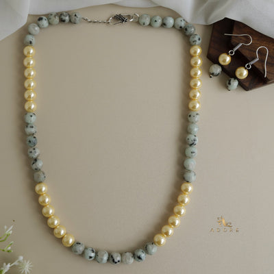 Orbia Pearl Single Layer Neckpiece With Earring