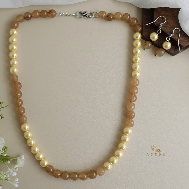 Orbia Pearl Single Layer Neckpiece With Earring