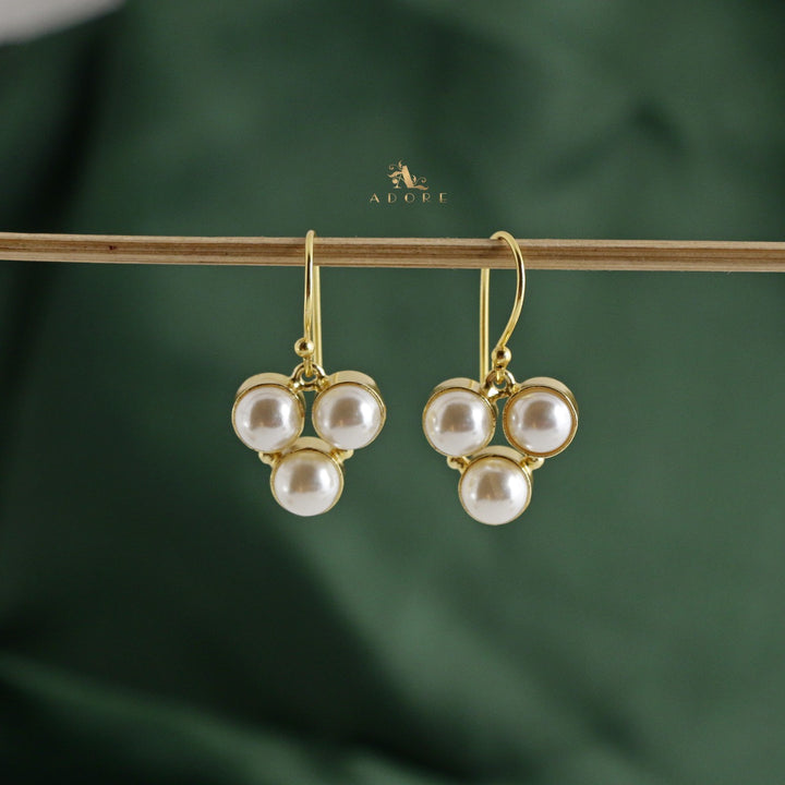 Marlowe Tri Pearl Drop