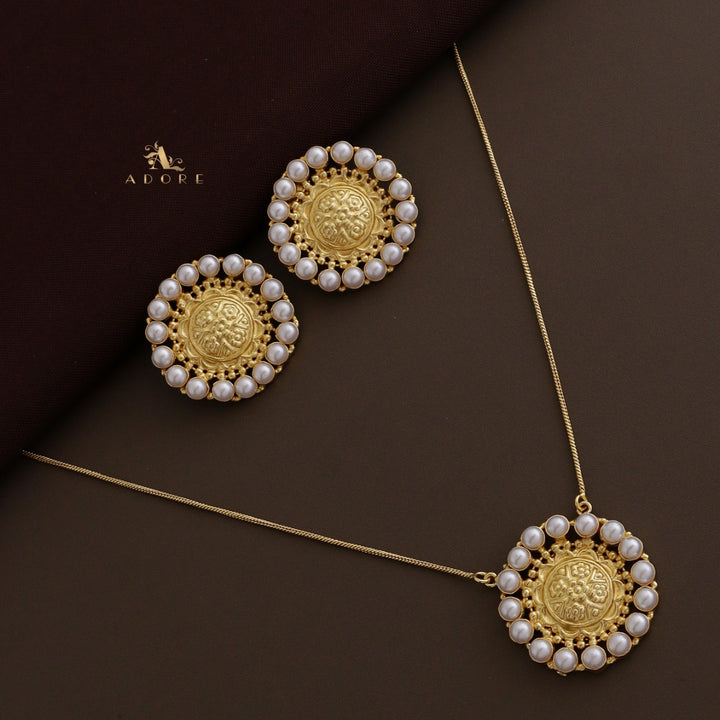 Chaima Pearl Chakra Neckpiece With Earring