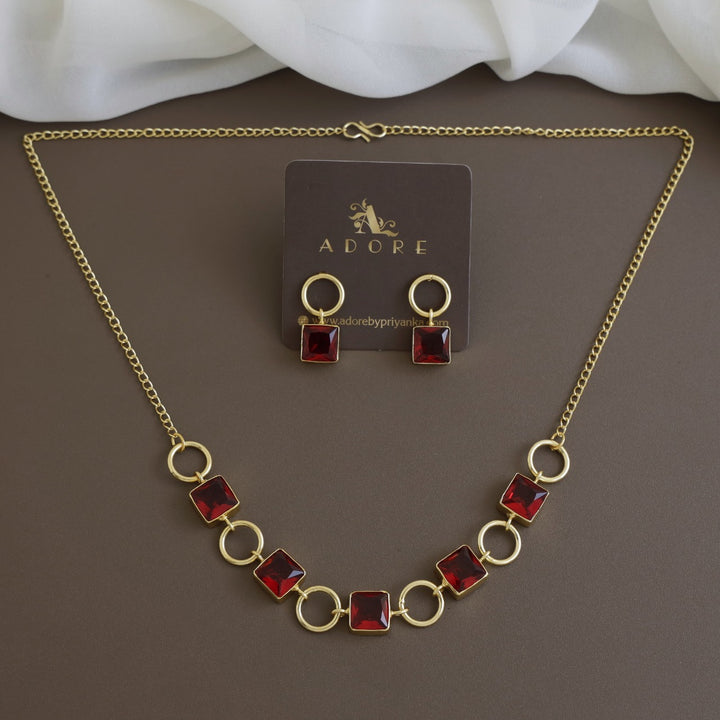 Glossy Anayra Golden Circle And Square Neckpiece With Earring