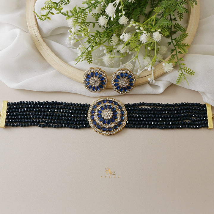 Darmika Choker With Earring
