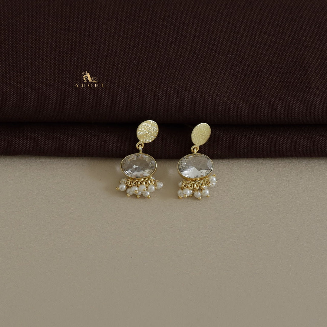 Oval Tove Cluster Pearl Earring