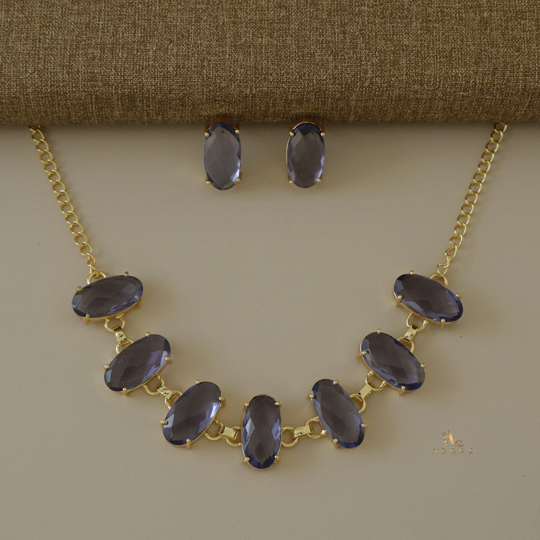 Colbya Oval Glossy Choker / Short Neckpiece