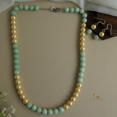 Orbia Pearl Single Layer Neckpiece With Earring