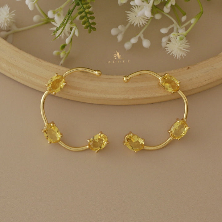 Golden C Tri Oval Glossy Earring
