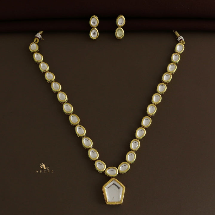 Mithra Kundan Neckpiece With Earring
