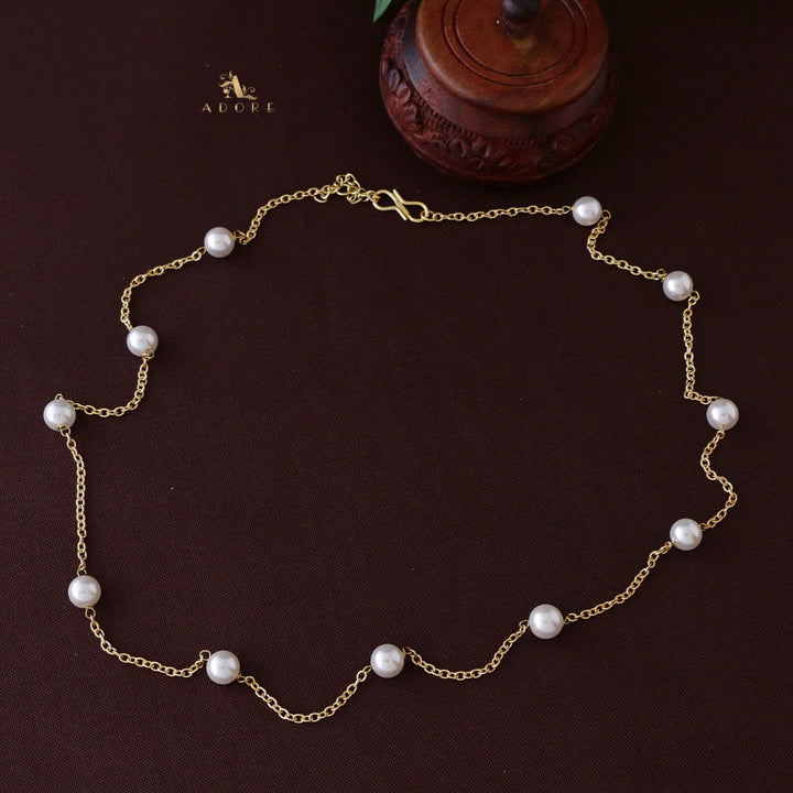 Golden 11 Pearl Neckpiece