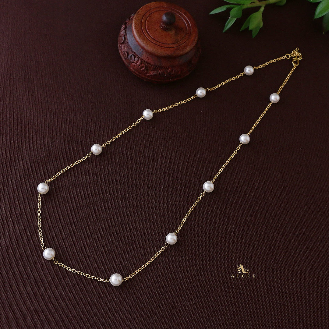 Golden 11 Pearl Neckpiece