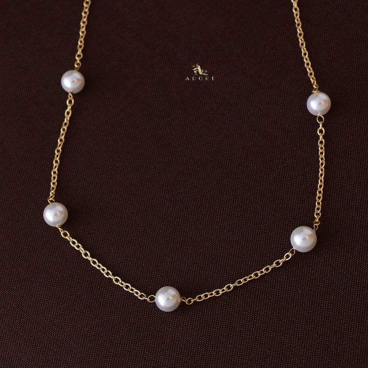 Golden 11 Pearl Neckpiece