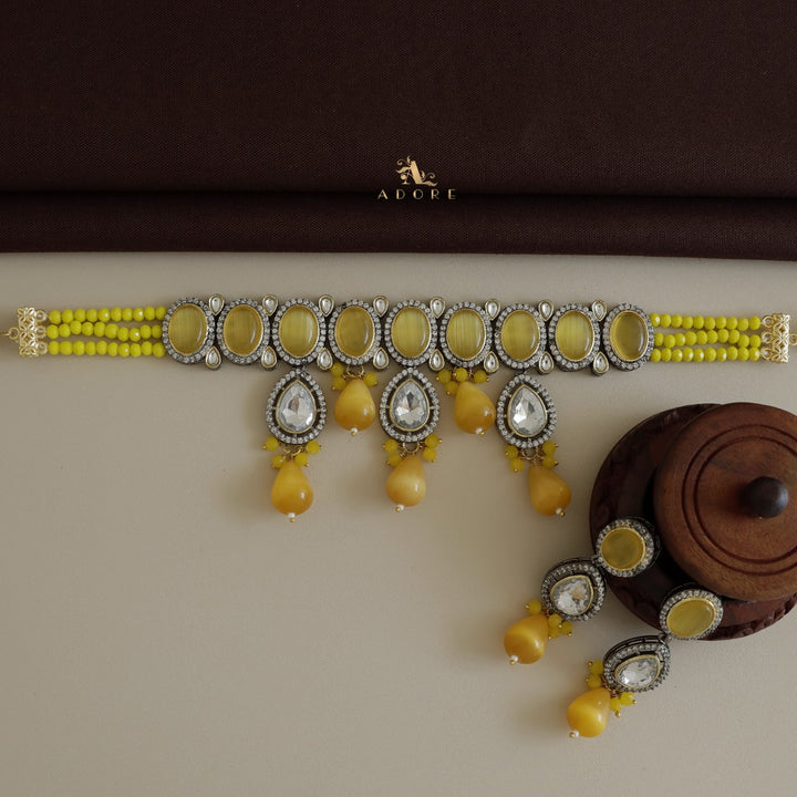 Ekashi Kundan Choker With Earring