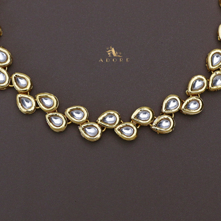 Utkarsha Kundan Neckpiece With Earring