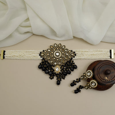 Dhamayika Kundan Choker With Earring