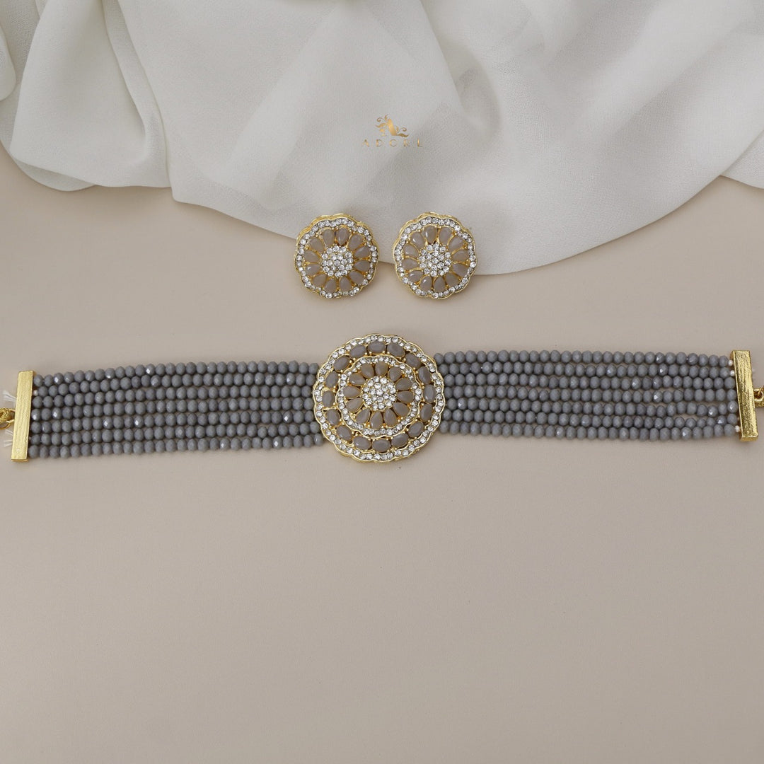 Darmika Choker With Earring