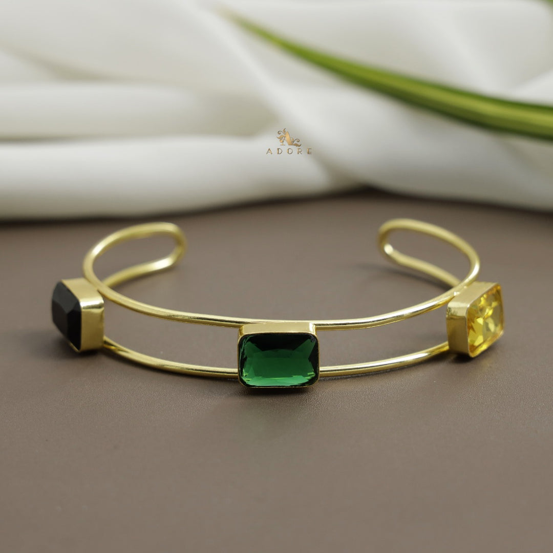 Esthera Glossy Rectangle Bangle