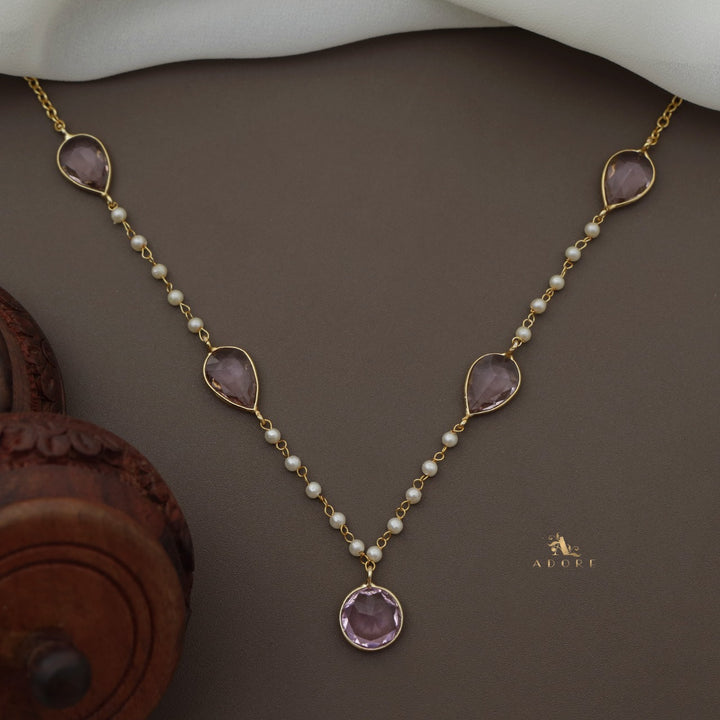 Daysha Glossy Pearl Neckpiece