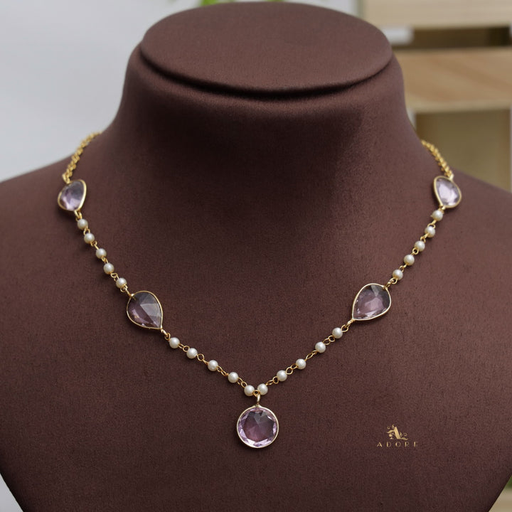 Daysha Glossy Pearl Neckpiece