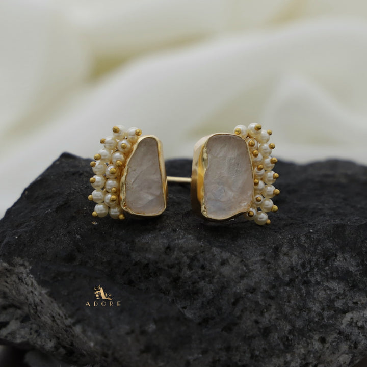 Heidi Raw Stone Cluster Pearl Ring