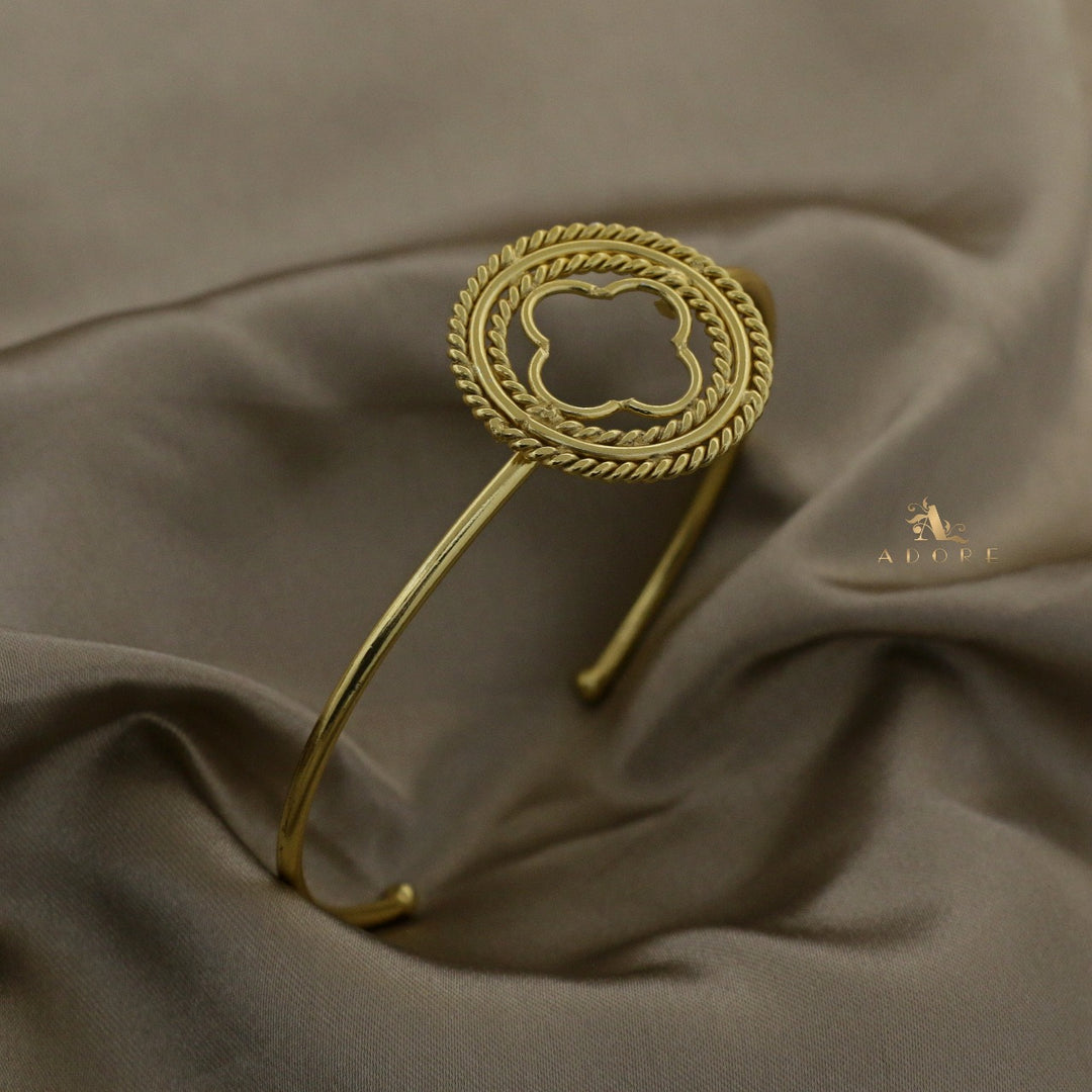 Twisted Golden Neysa Bangle