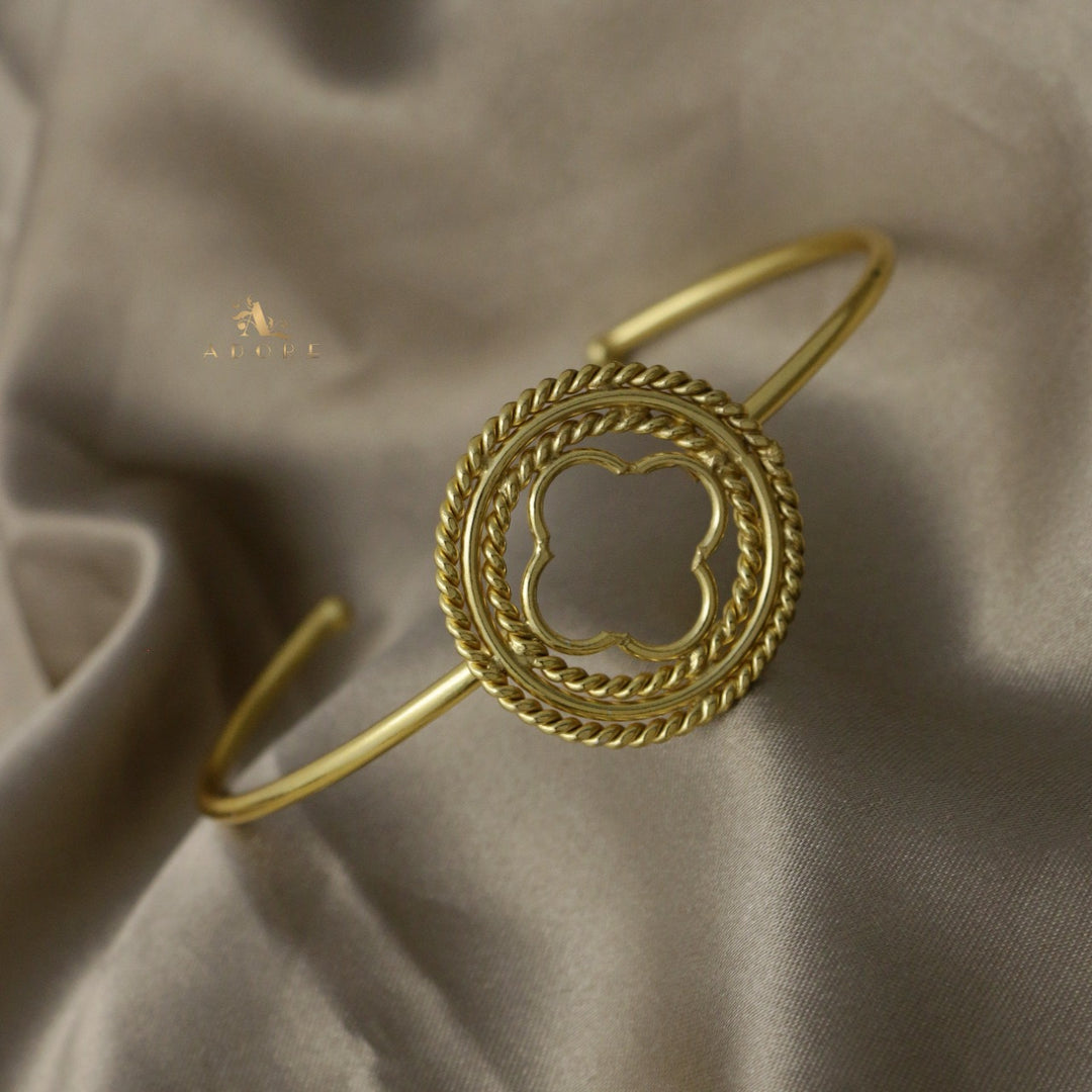 Twisted Golden Neysa Bangle