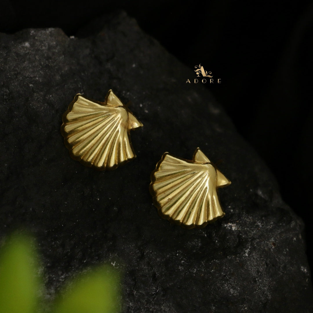 Akiara Golden Wings  Earring