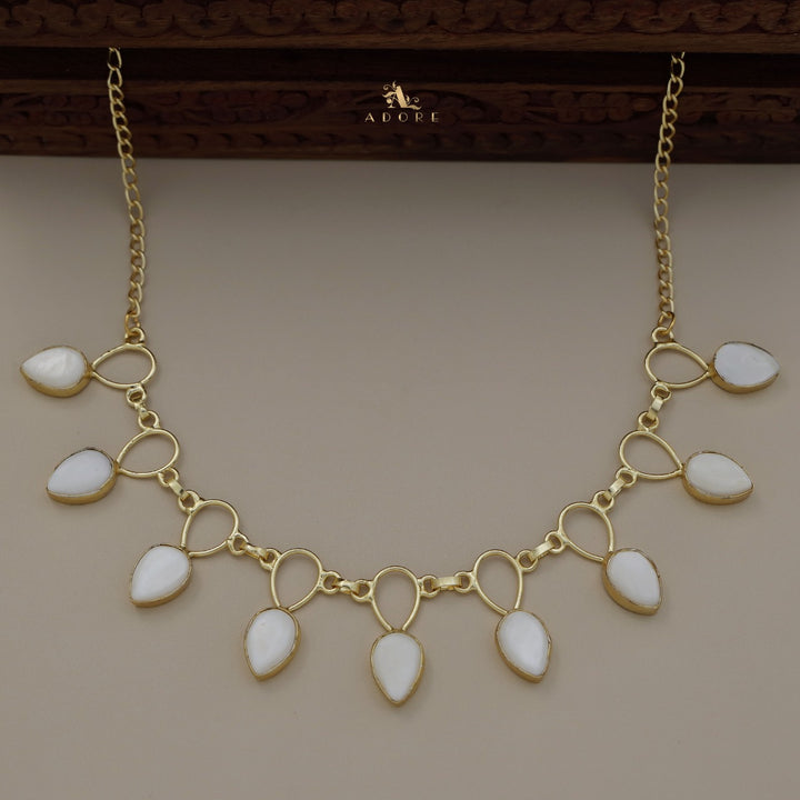 Adorn Neckpiece