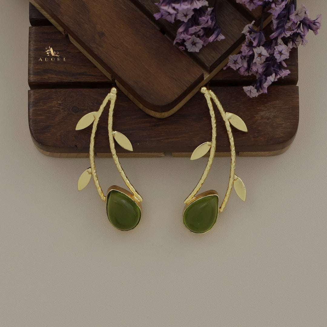 Delilah Leafy Glossy Earring
