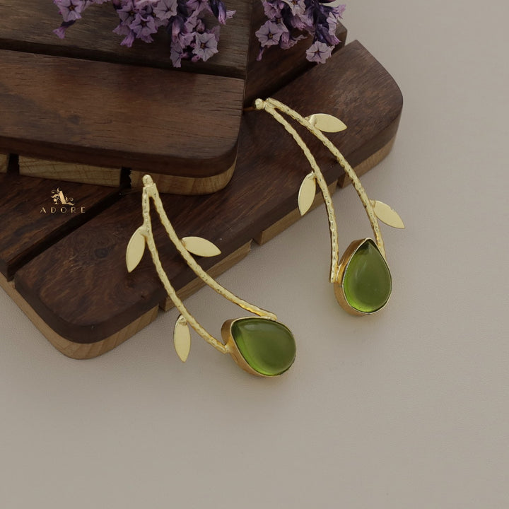 Delilah Leafy Glossy Earring