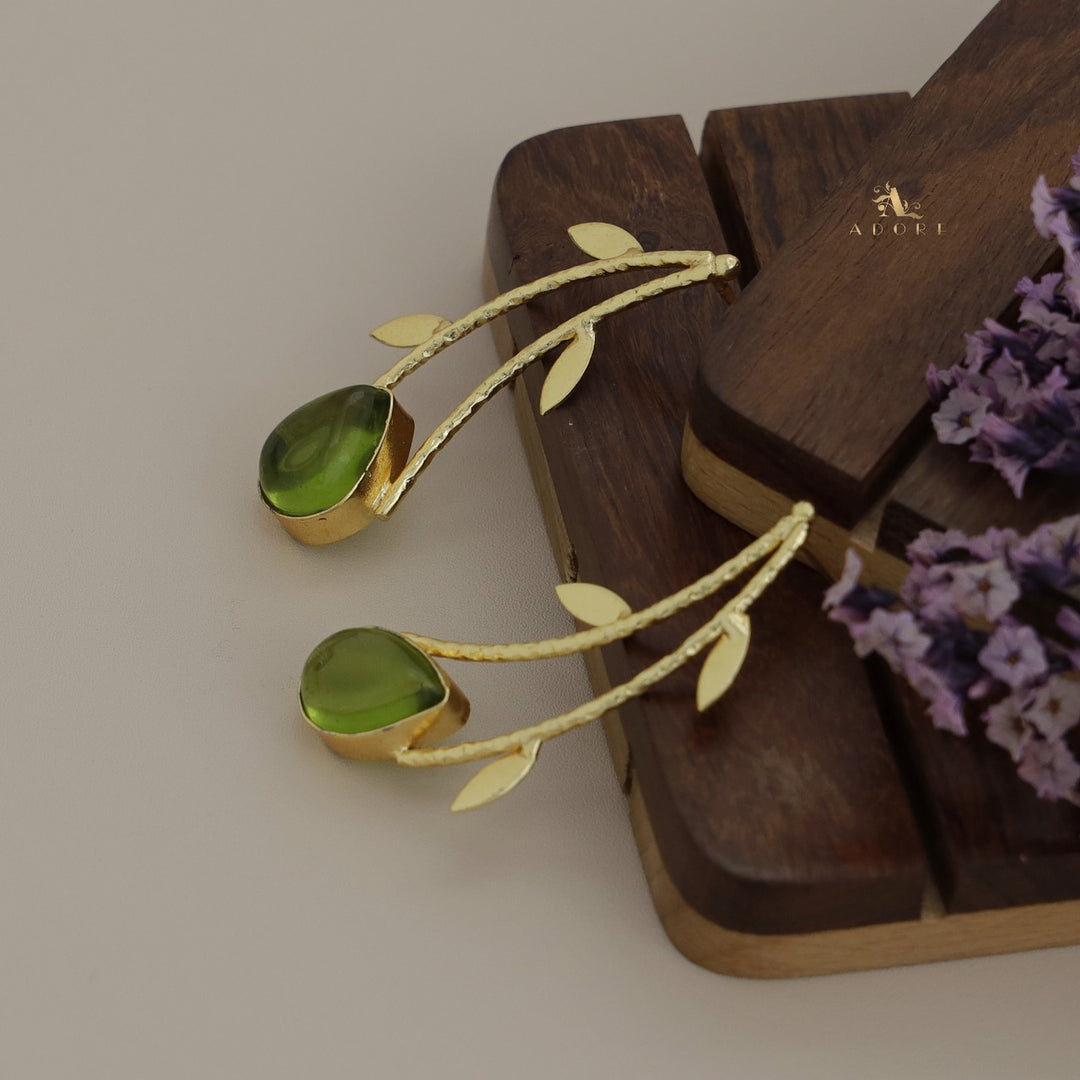 Delilah Leafy Glossy Earring