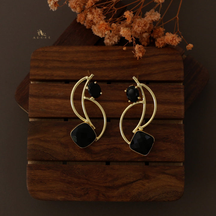 Eclipsa Zigzag Glossy Earring