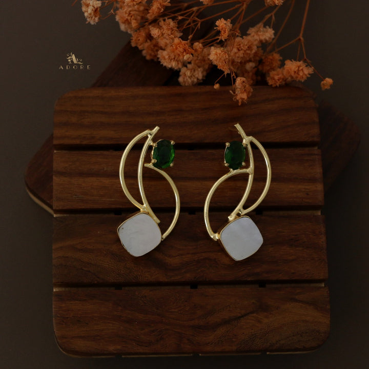 Eclipsa Zigzag Glossy Earring