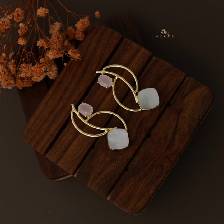 Eclipsa Zigzag Glossy Earring
