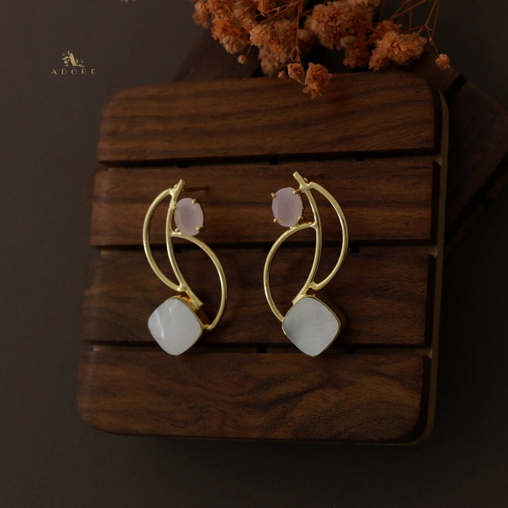 Eclipsa Zigzag Glossy Earring