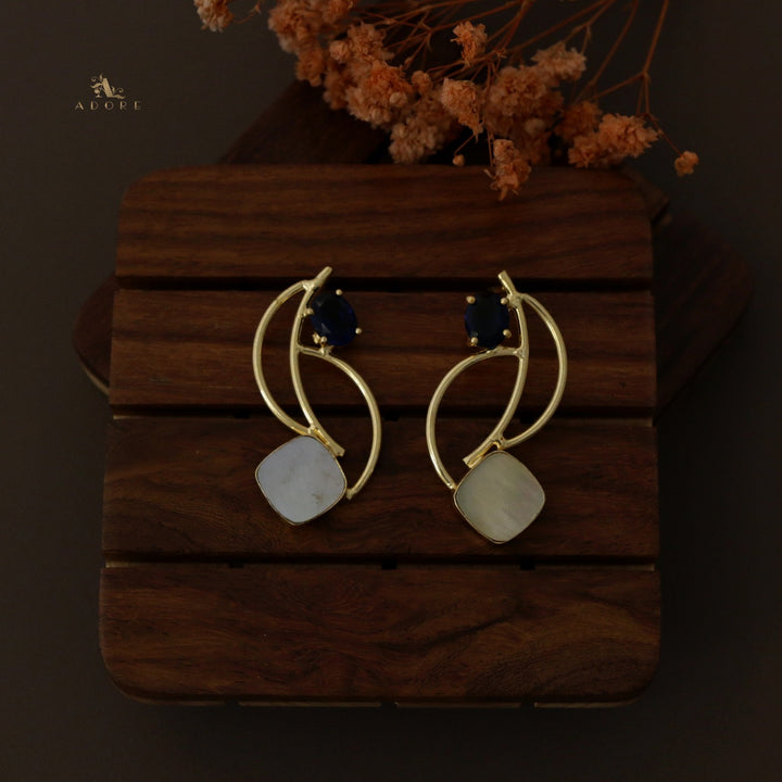 Eclipsa Zigzag Glossy Earring