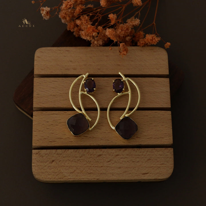 Eclipsa Zigzag Glossy Earring