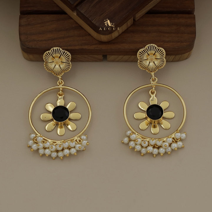 Glossy Midhila Circle Pearl Earring