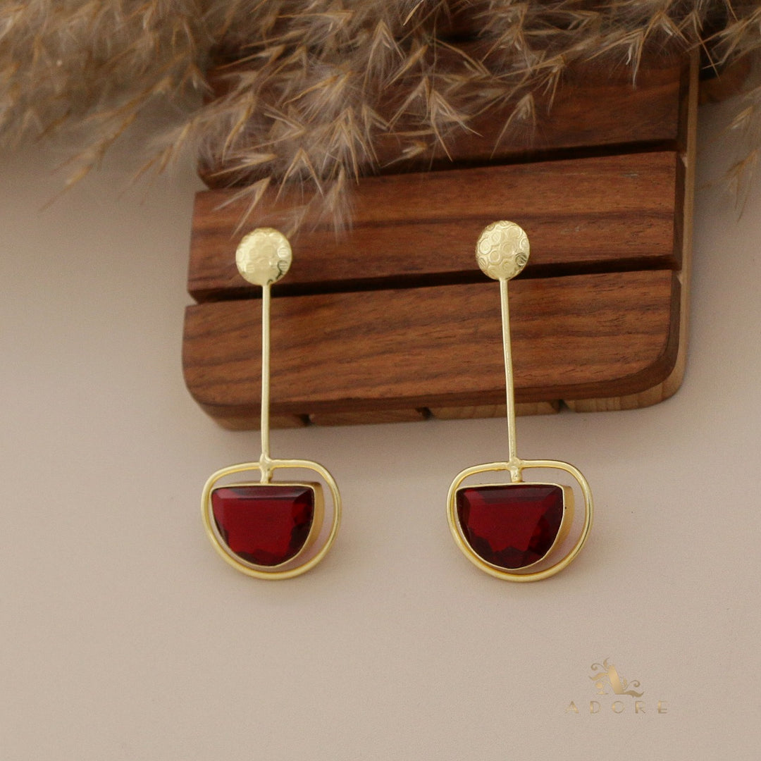 Golden Emsley Glossy Pendulum Earring