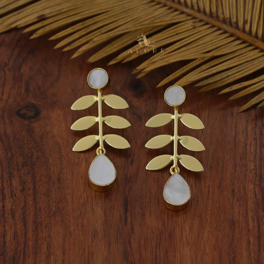 Aylin Hexa Leafy MOP Earring