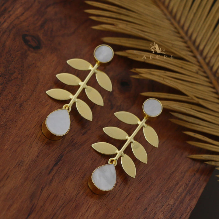 Aylin Hexa Leafy MOP Earring