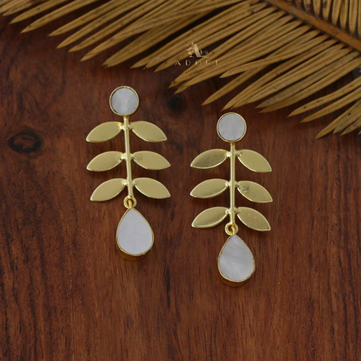 Aylin Hexa Leafy MOP Earring