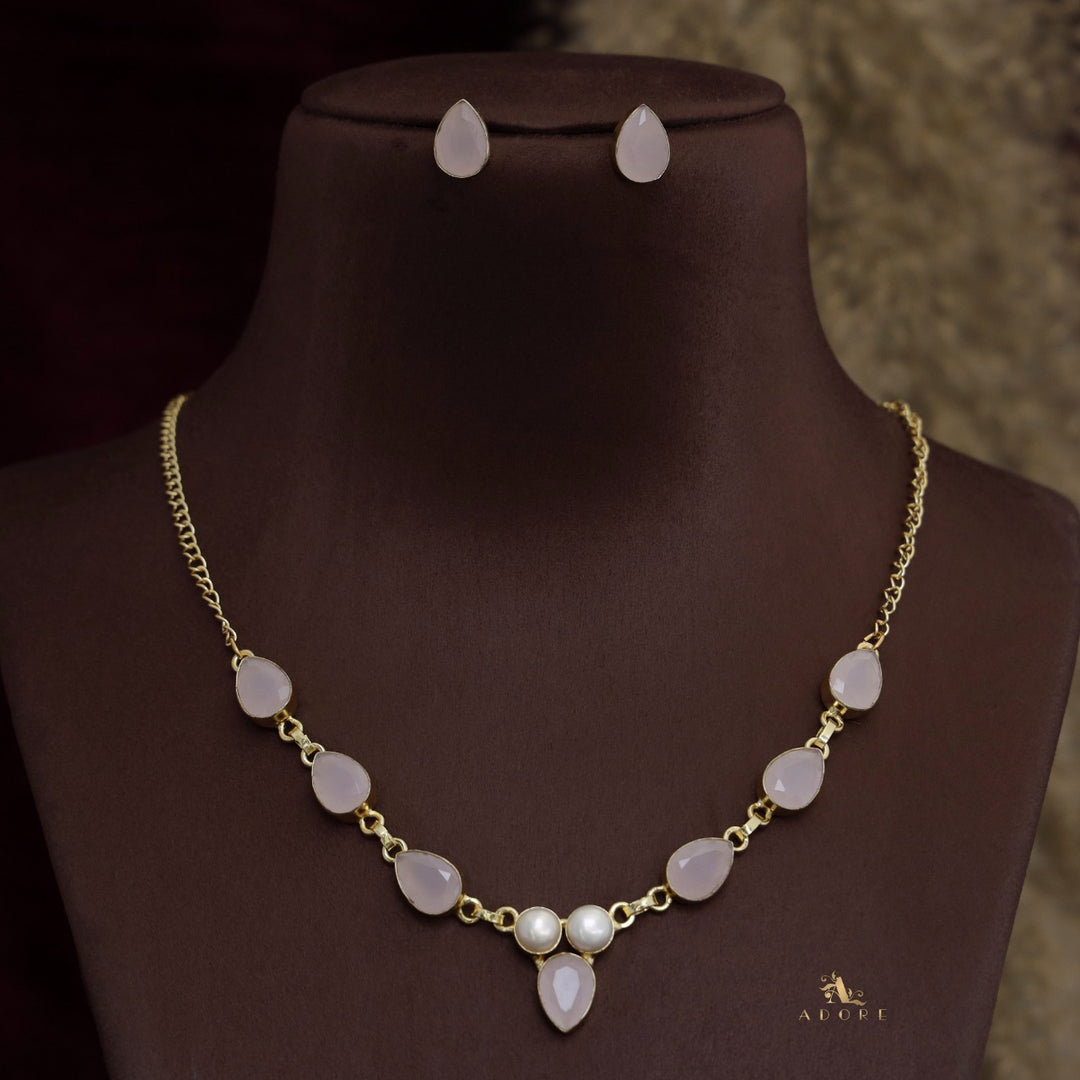 Andaaz Drop Glossy Baroque Neckpiece With Stud