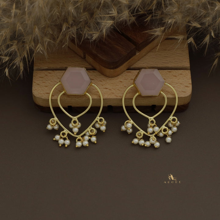 Quiana Glossy Drop Pearl Earring