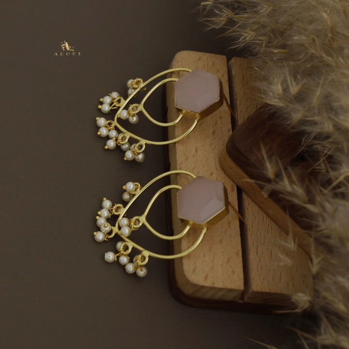 Quiana Glossy Drop Pearl Earring