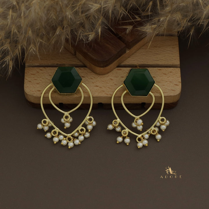 Quiana Glossy Drop Pearl Earring