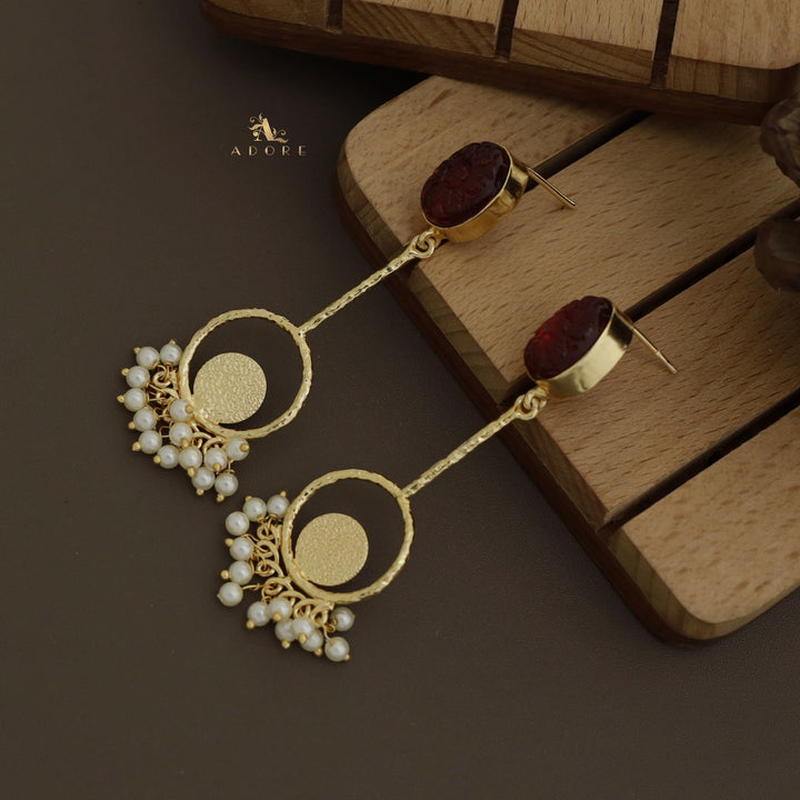 Viora Textured Glossy Cluster Pearl Earring