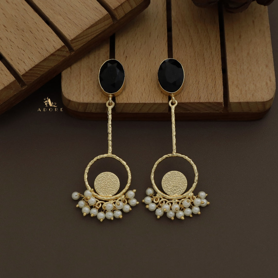 VioraTextured Glossy Cluster Pearl Earring