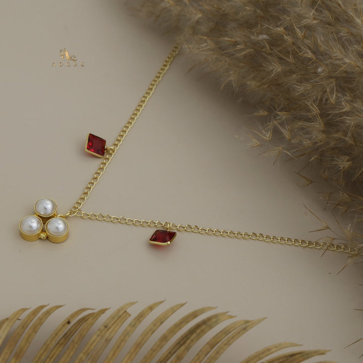 Orvay Tri Pearl Glossy Square Neckpiece